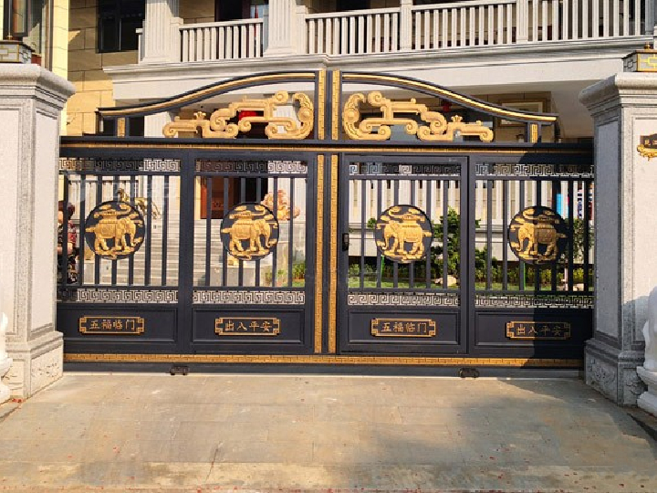 新中式别墅铝艺大门，国人最爱的古典风